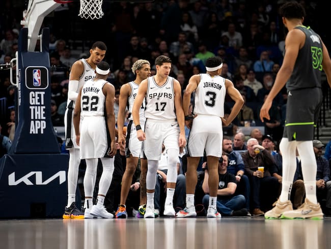 NBA: los Spurs siguen perdiendo y están a una derrota de alcanzar un negativo récord