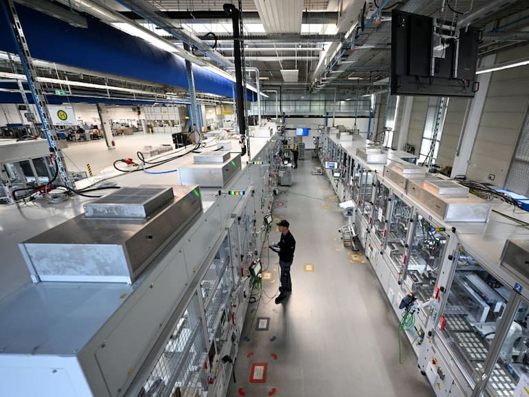 Fábrica de equipamiento para calentadores en Landau de Alemania