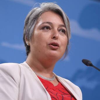 Ministra del Trabajo dice que si no hay una reforma de pensiones “las AFP van a ser principalmente las responsables”