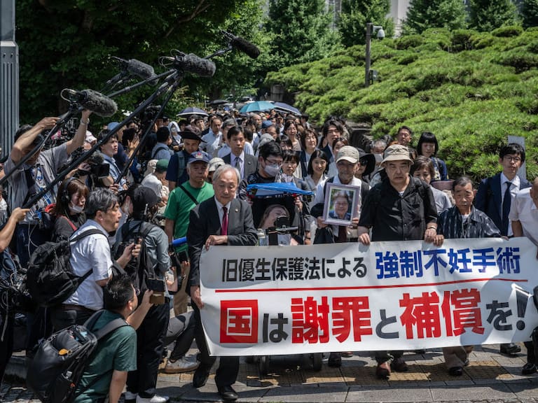 Protesta en Tokio a favor de las personas que sufrieron la esterilización forzada en Japón.