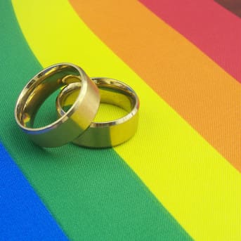 Mes del Orgullo: matrimonios igualitarios en Chile superan los 5 mil desde la entrada en vigencia de la ley 