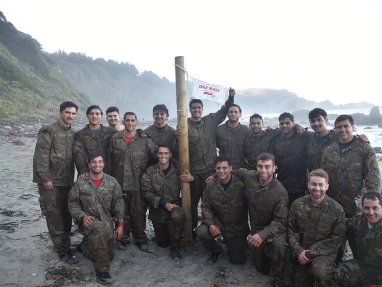 Los Cóndores seven se someten a exigente entrenamiento con el Cuerpo de Infantería de Marina