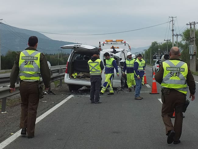 Camión choca contra vehículo policial en Llay Llay: un carabinero se encuentra herido de gravedad