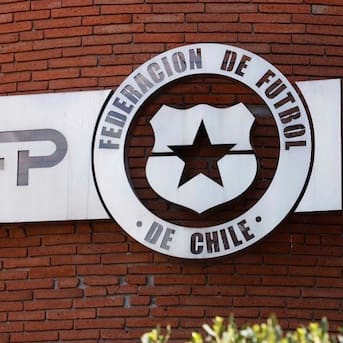 ANFP reacciona ante los hechos de violencia en el amistoso de Colo Colo y Universitario en el Monumental
