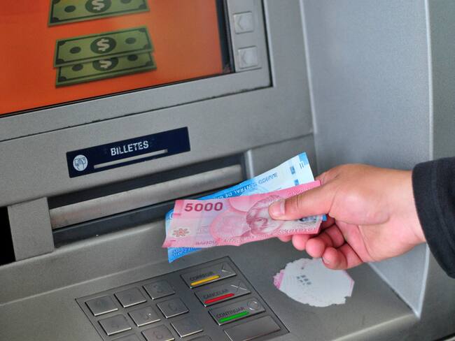 Acreencias bancarias 2024: revisa solo con tu nombre si eres uno de los chilenos que tiene “dinero olvidado” en bancos