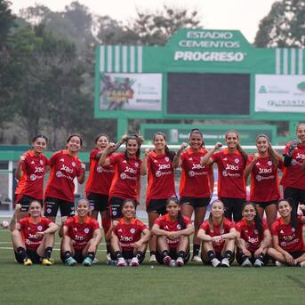 Nuevo ranking FIFA femenino: Chile sigue entre las 40 mejores y ocho selecciones se mueven en el top 10