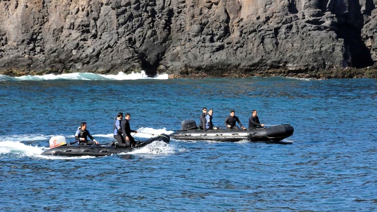 Equipos de emergencia mantienen búsqueda de adolescente desaparecido en playa de Puerto Saavedra
