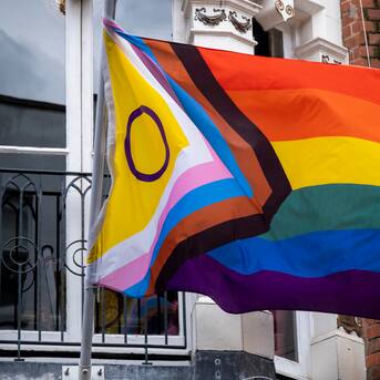 Mes del Orgullo: ¿Por qué se conmemora a la comunidad LGBTQ+ en junio?  