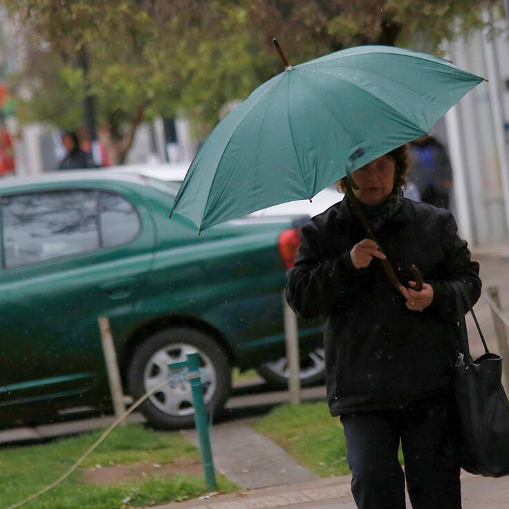 Lluvia y más frío para la Región Metropolitana: meteoróloga de Meteored adelanta pronóstico del tiempo para la semana en la capital 