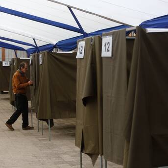 Tras las Primarias 2024: ¿Cuándo son las próximas elecciones en Chile según el Servel?, ¿Serán obligatorias?