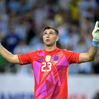 “Este grupo se merecía seguir”: Dibu Martínez tras brillar en la clasificación de Argentina a semifinales de Copa América