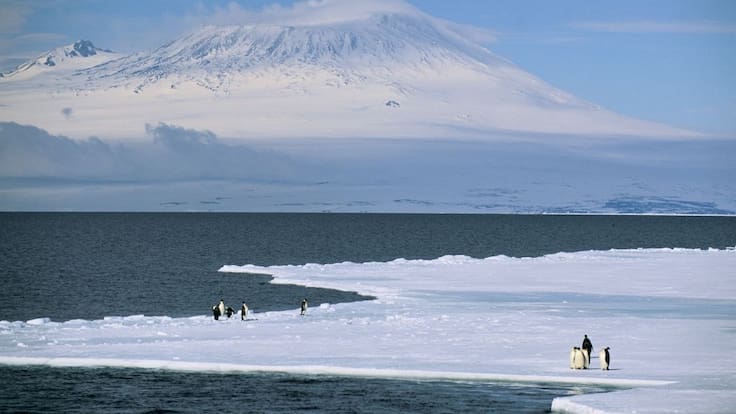 Volcán en la Antártida produce oro en polvo: conoce por qué ocurre este fenómeno