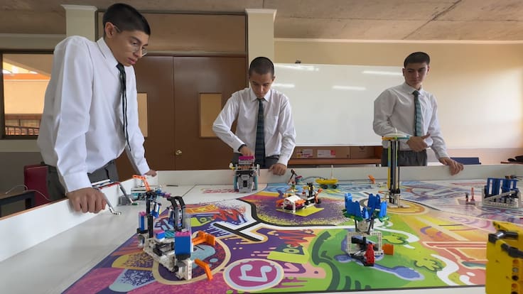 Alumnos del colegio PuenteMaipo de Puente Alto viajarán a EE. UU, para participar en el Mundial de Robótica
