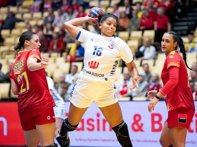Las Lobas sufren con su debut en el Mundial de Balonmano Femenino