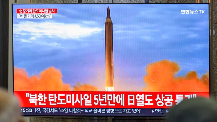 Corea del Norte efectúa inesperado lanzamiento de dos misiles balísticos