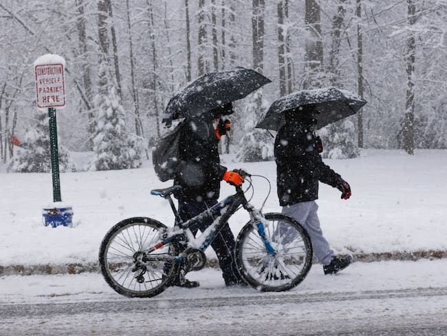 Tormenta de nieve afecta a Nueva York: reportan una persona fallecida y cientos de vuelos cancelados