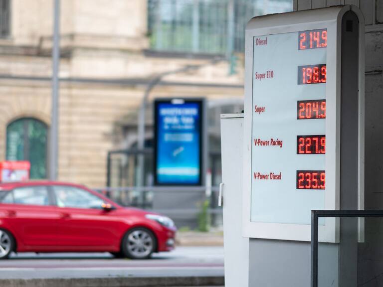 Fuerte alza de precios en las bencinas por la inflación en Alemania