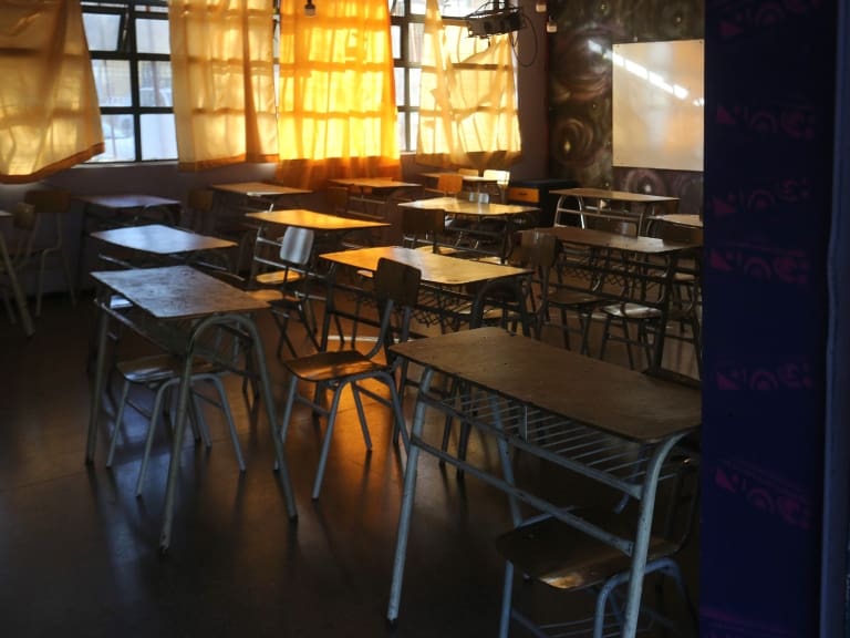 Cierre de colegios en Tiltil: lista de establecimientos afectados, qué dijo el alcalde y el ministro de Educación