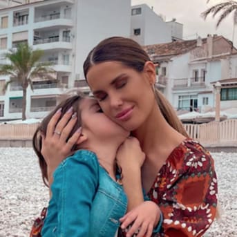 Gala Caldirola se reencontró con su hija después de tres meses: redes se enternecieron con registro del momento
