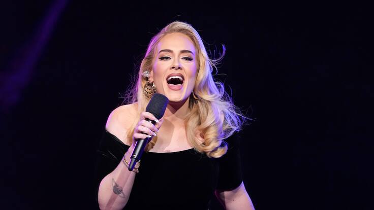 ¿Adele en Chile? El inesperado tuit de DG Medios sobre la cantante que ilusiona a fanáticos nacionales