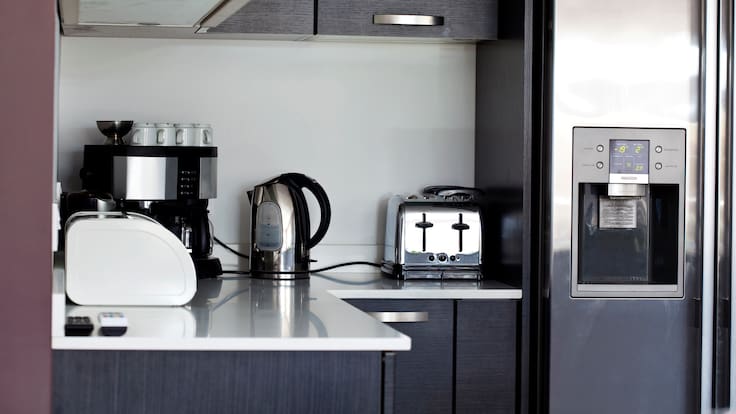 Qué aparato eléctrico de tu cocina podría estar consumiendo más energía y cuál es su gasto mensual en la boleta