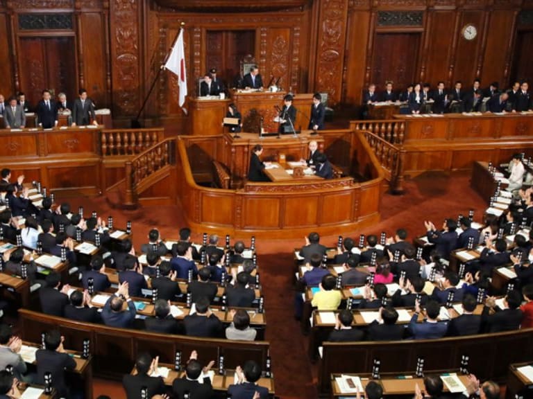 Parlamento de Japón aprueba subir la edad de consentimiento sexual de 13 a 16 años