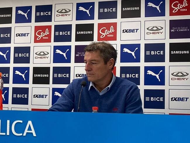 Buljubasich aborda la búsqueda de refuerzos para la UC y lamenta la eliminación en Copa Chile: “Es un fracaso”
