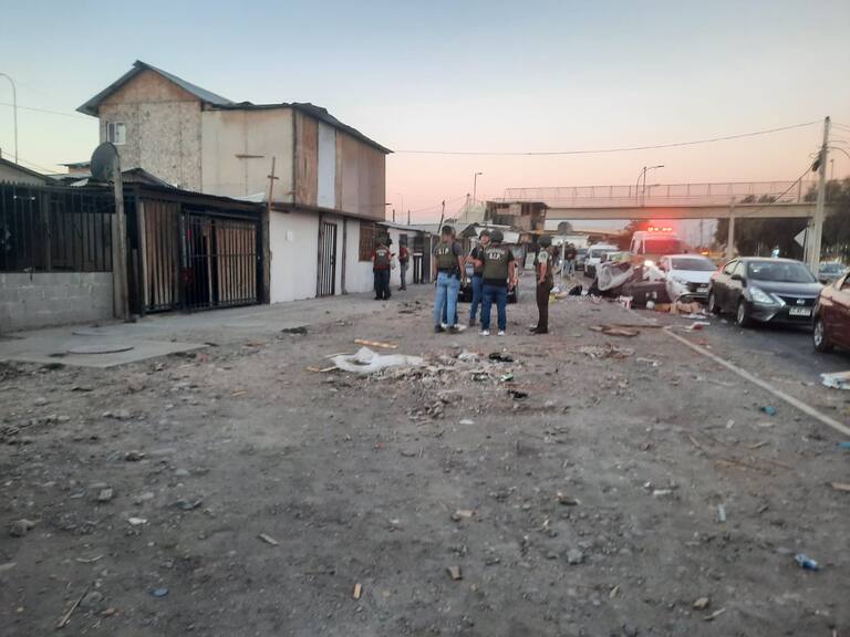 Carabineros realiza operativo de fiscalización migratoria en toma de Maipú donde fue hallado el cuerpo del exmilitar Ronald Ojeda