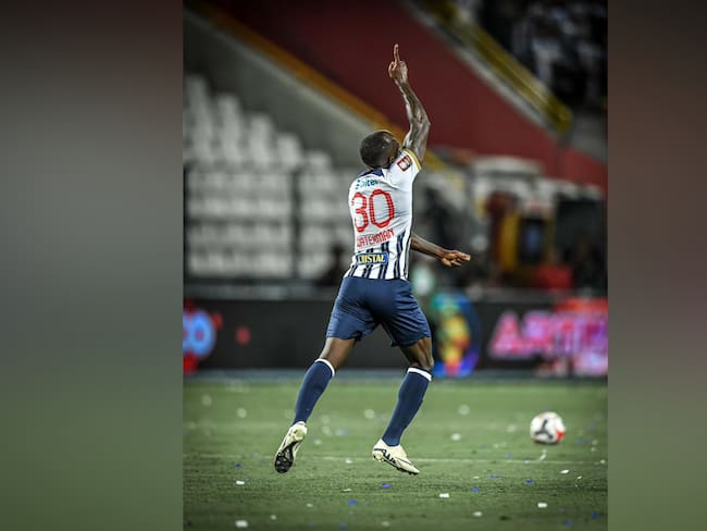 El especial homenaje de Cecilio Waterman tras su primer gol en el fútbol peruano