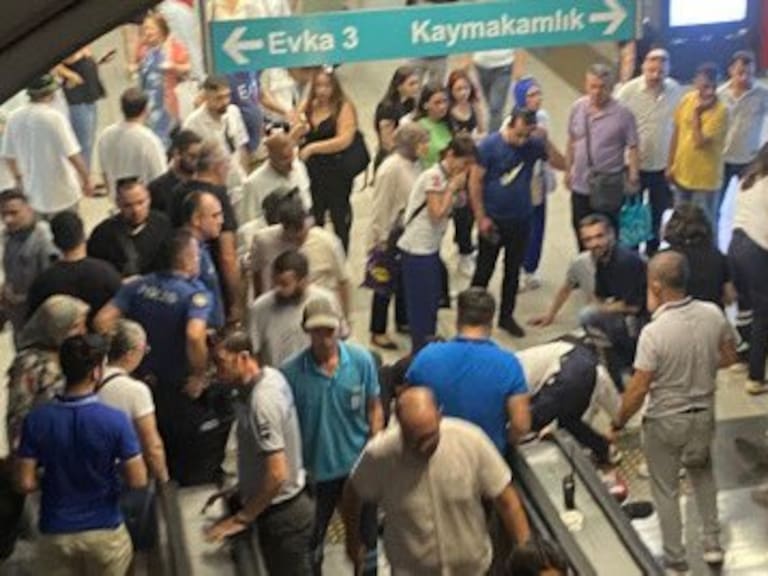 Escalera mecánica cambia de sentido y provoca fatal accidente en Turquía: 11 personas resultaron heridas
