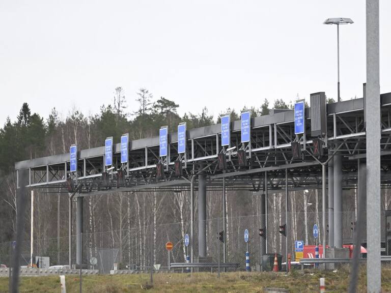 El paso fronterizo Nuijamaa en Lappeenranta fue cerrado por Finlandia