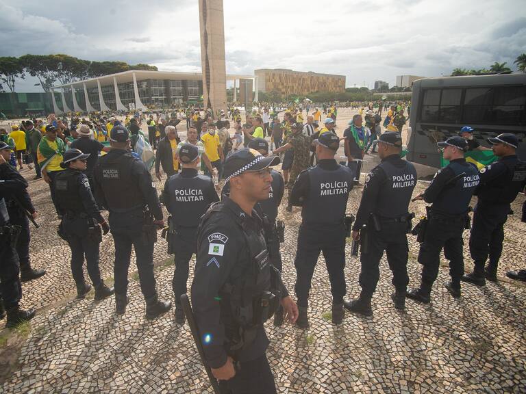 Milei entrega a Brasil la lista de los bolsonaristas fugados luego del intento de golpe de Estado