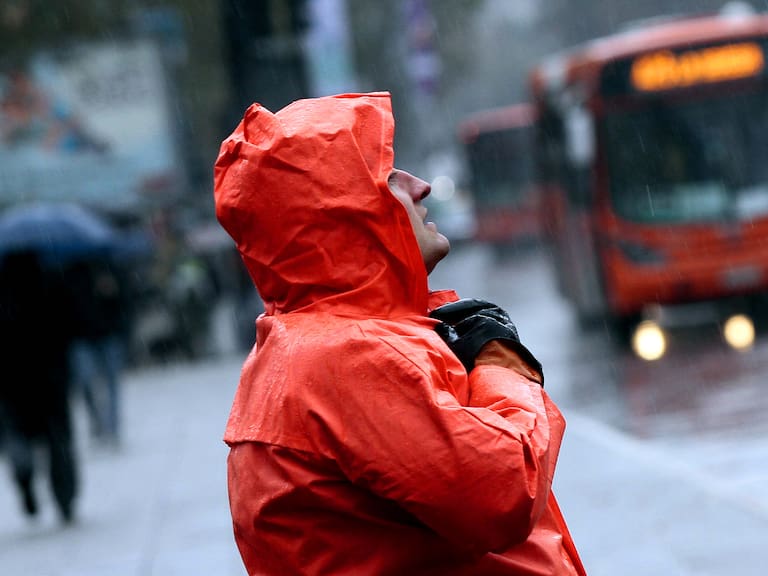 Lluvia en Santiago: revisa el pronóstico del tiempo para hoy jueves 13 de junio en la Región Metropolitana