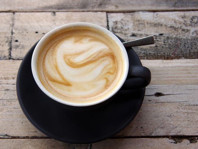 Flat white: revisa cómo preparar el café homenajeado por Google mediante un Doodle este 11 de marzo