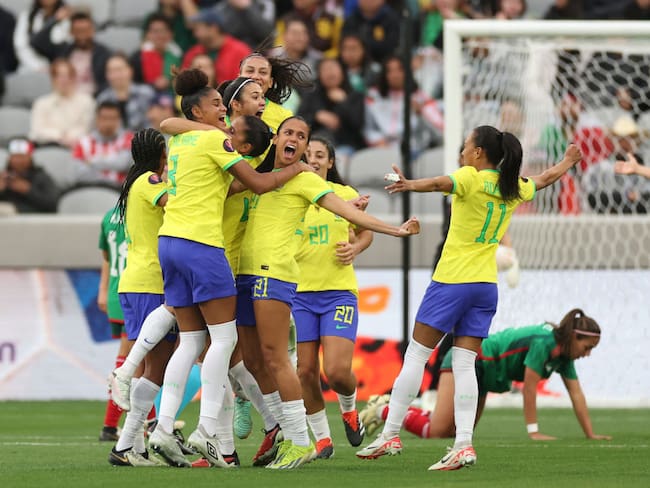 Mujeres de Brasil marcan la diferencia derrotando a México y llegan a la final de la Copa de Oro de Concacaf