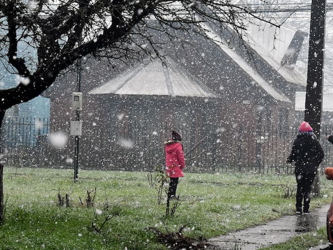 ¿Primeras nevadas del año? Dirección Meteorológica sorprende con pronóstico para el sistema frontal de este fin de semana Chile
