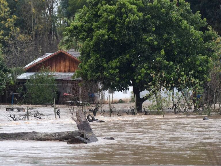 Linares: solicitan evacuar sector de El Peumo por desborde del río Ancoa