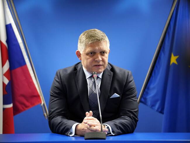 Primer ministro de Eslovaquia, Robert Fico, es baleado  tras reunión de gabinete