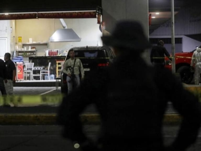 Asesinan a alcalde de estado de México mientras estaba en un restaurante