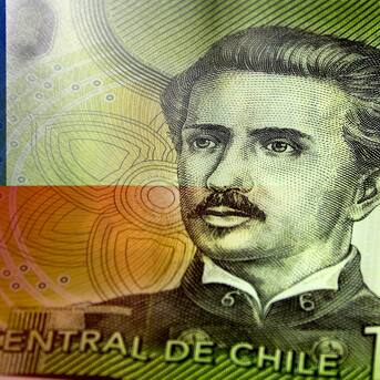 Ante el alza del salario mínimo: ¿Subirán todos los sueldos en Chile?