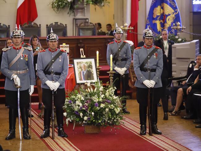 Funeral de Sebastián Piñera: Cuál es el origen y qué significa la Cruz Apóstol Santiago, que se entregará al expresidente
