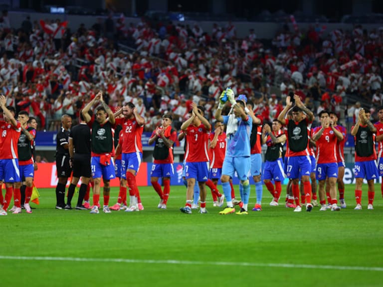 La Roja alineó ante Perú la formación titular con mayor promedio de edad en la Copa América