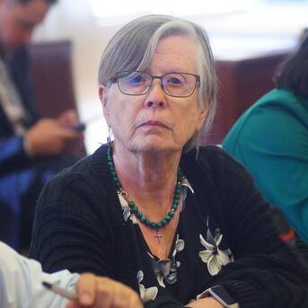 “Lamento la mezquindad”: diputada Bulnes reacciona a rechazo de su reemplazo en Comisión de ética para asistir a tratamiento contra el cáncer