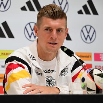 Histórico de Alemania ninguneó a España y Toni Kroos reaccionó con tajante postura: “No nos representa”