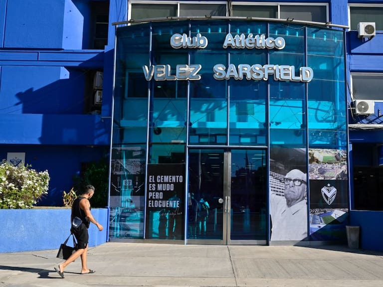 Un acceso al Estadio José Amalfitani en Buenos Aires de Argentina. El recinto de Vélez Sarsfield, club que enfrenta la acusación de una mujer por abuso sexual.