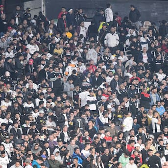 Revelan el grave error de Blanco y Negro que pudo haber evitado los incidentes en el Colo Colo-Universitario