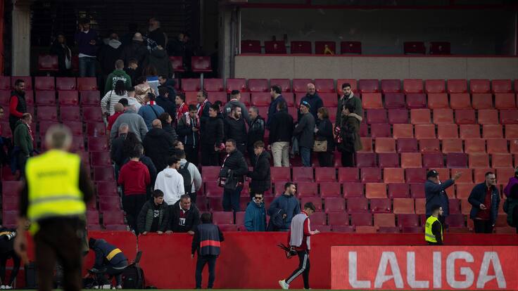 Conmoción en España: suspenden duelo entre Granada y Athletic de Bilbao por muerte de hincha en el estadio