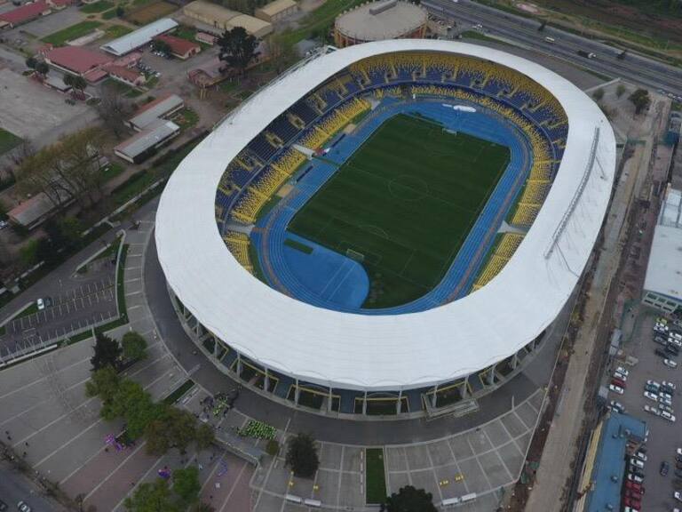 “No se ha descartado ningún estadio con césped natural para el Mundial Sub 20″