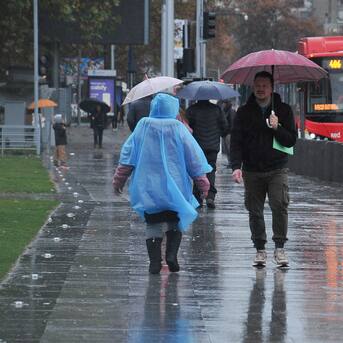 Lluvia en Santiago 2024: ¿A qué hora dejará de llover en la región Metropolitana?