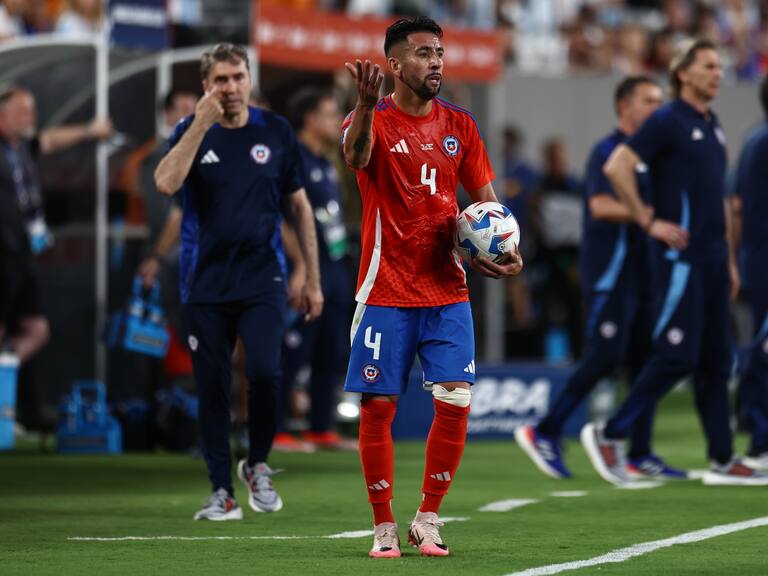 “En cuatro años más ya no me va a dar”: Mauricio Isla asume el cierre de ciclo jugando Copa América